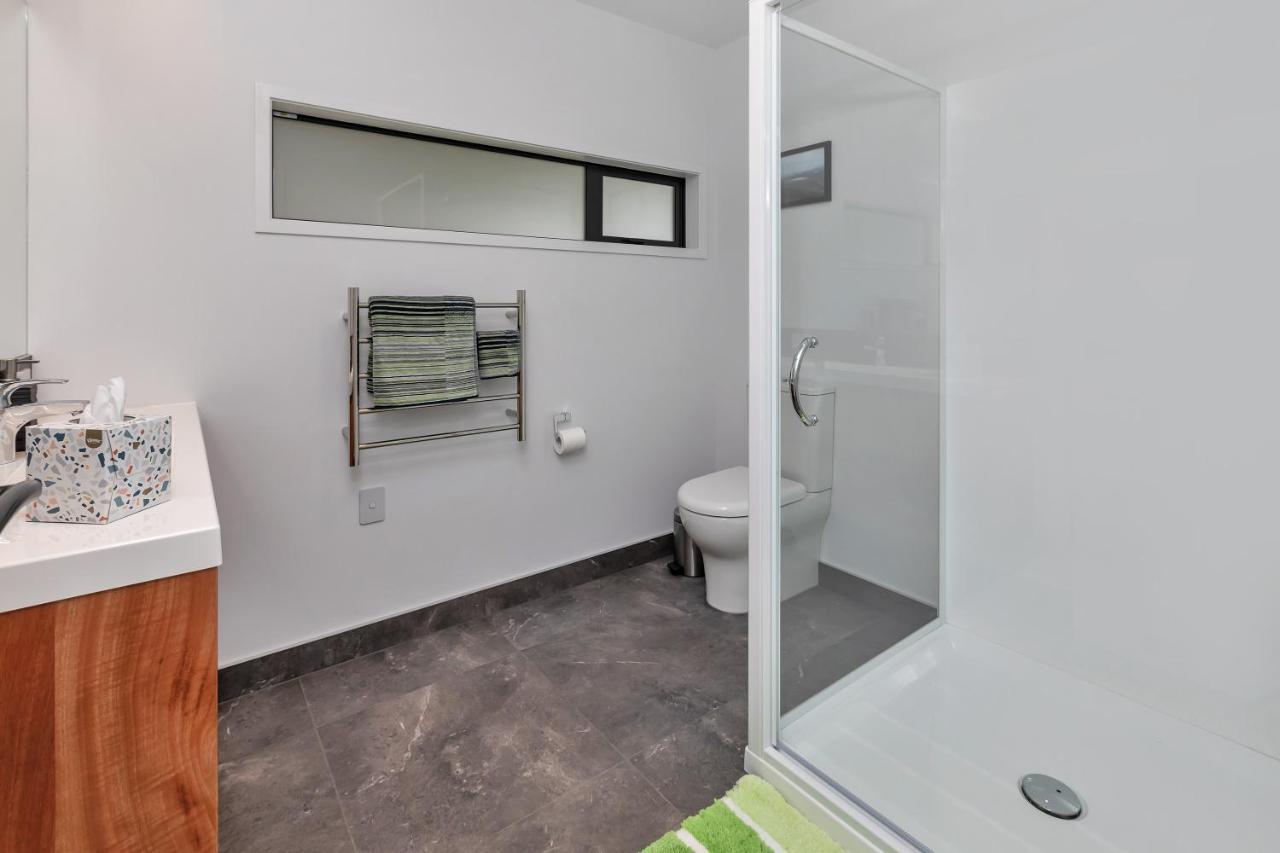 Roy And Anns Haven Bed and Breakfast One Tree Point Εξωτερικό φωτογραφία